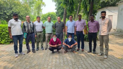 दिल्ली पुलिस ने फर्जी दिव्यांग प्रमाणपत्र की मदद से डीयू में दाखिला दिलाने वाले गिरोह का भंडाफोड़ किया है. (Image: Delhi Police)