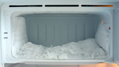Kitchen Tips: How to Easily Remove Thick Ice Build Up from Fridge Freezer Safely