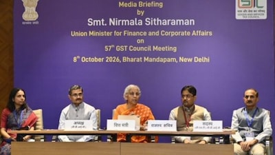 जीएसटी परिषद ने 10 हजार से कम के मामले में नोटिस वापस लेने का फैसला किया है. 