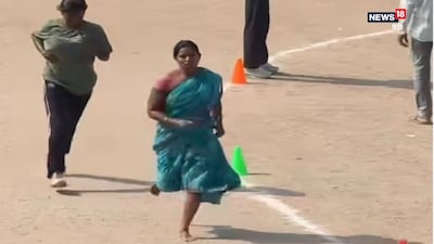 Home Guard Recruitment: रामगढ़ में 284 पदों के लिए दौड़ हुई. 