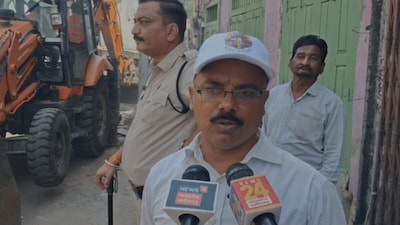 खंडवा में सड़क चौड़ीकरण के लिए कार्रवाई