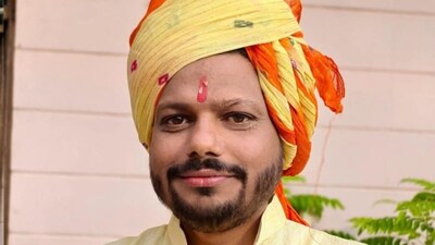 भाजपा विधायक नरेंद्र सिंह कुशवाह छोटे बेटे मृतक पुष्पेंद्र सिंह कुशवाहा
