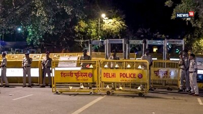SIR और CEC ज्ञानेश कुमार के इस्तीफे को लेकर आज जंतर मंतर पर प्रदर्शन. (फोटो PTI)