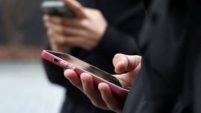 4 घंटे से ज्‍यादा बैठना, 4 स‍िगरेट पीने ज‍ितना खराब, डॉक्टरों की ये रिपोर्ट बढ़ा देगी टेंशन 
