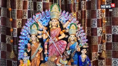 13 साल के राजवीर ने मां दुर्गा की प्रतिमा बनाई.