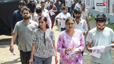 UPSSSC PET 2026: यूपी पीईटी में लाखों अभ्यर्थी शामिल होंगे.