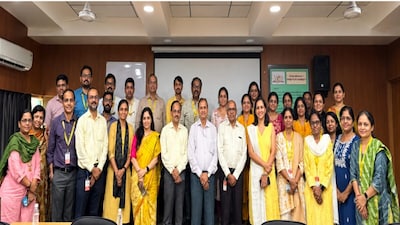 पारूल यूनिवर्सिटी के प्रो. एम. आर. यादव को फार्मेसी काउंसिल ऑफ इंडिया का फार्मा रत्न सम्मान मिलेगा.