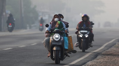 इंडोनेशिया में स्मॉग का हाल. (Reuters)