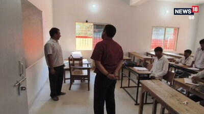डीएम सावन कुमार ने एक सरकारी स्कूल का सरप्राइज इंस्पेक्शन किया.