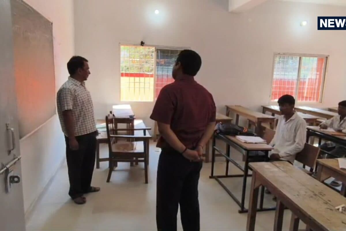 Supaul News: सरकारी स्कूल में अचानक पहुंचे कलेक्टर साहब, 541 छात्र दर्ज, लेकिन क्लासरूम खाली