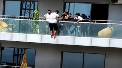 बीते शनिवार को सुपरनोवा के 43वें फ्लोर से शख्स ने छलांग लगाकर खुदकुशी कर ली.