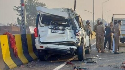 वाराणसी में दर्दनाक सड़क हादसा.