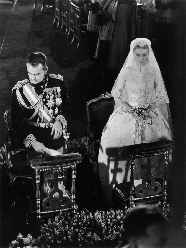 Kate Middleton S Wedding Gown Inspired By Grace Kelly