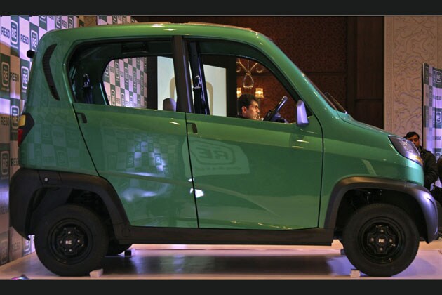 bajaj new auto price