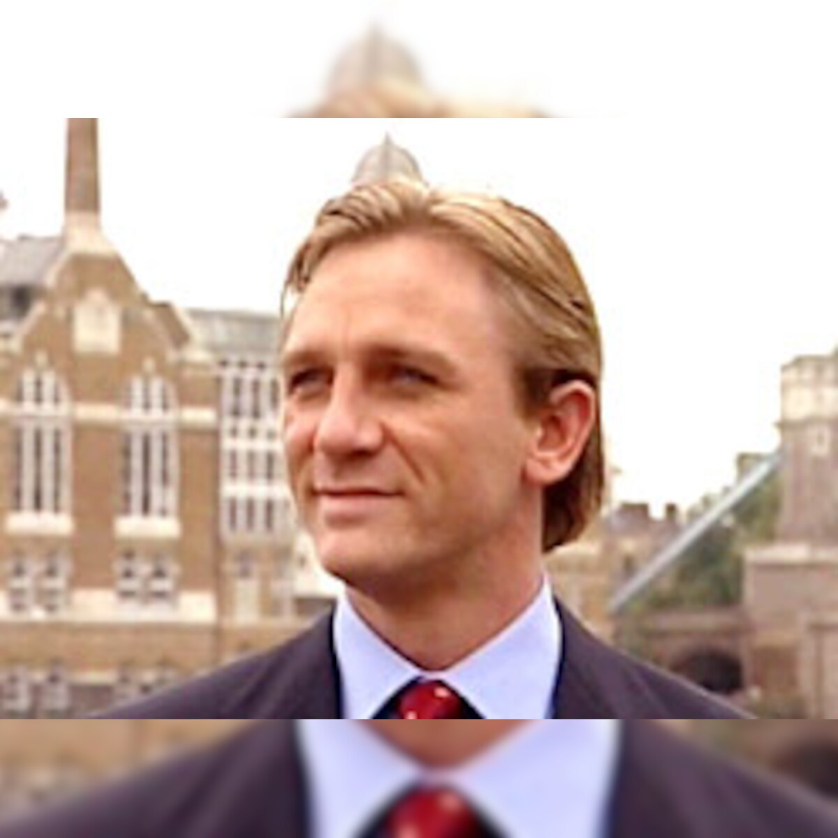 Craig refused to dye hair for Bond