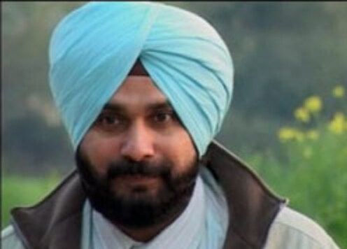 Sidhu files paper for Amritsar bypoll 
