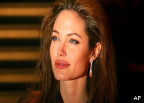 Angelina Jolie enjoys on-screen sex scenes