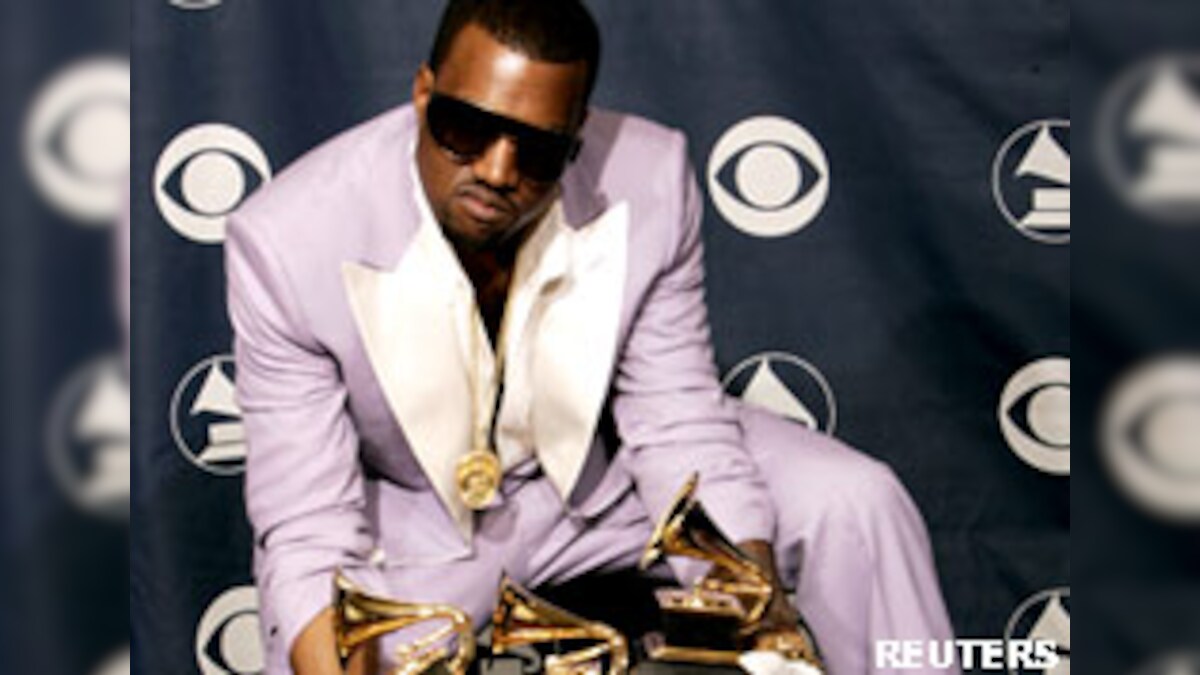 Amy Winehouse wins 5 Grammys News18