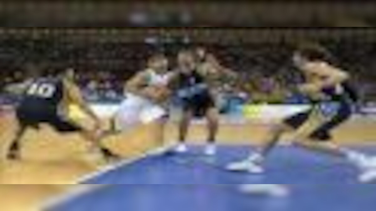 Argentina sinks while Spain soars in hoop openers