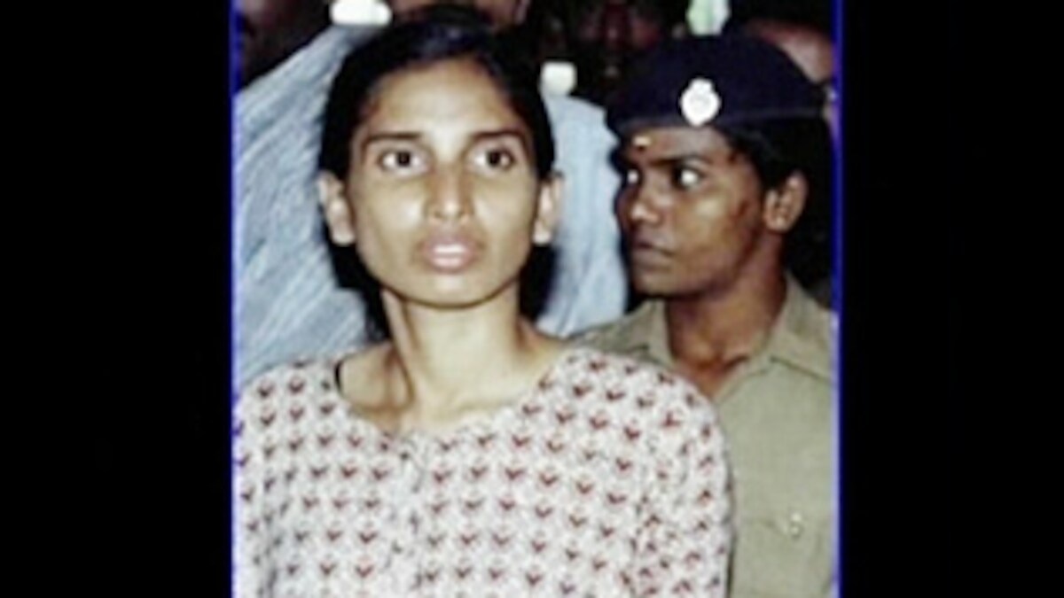 Rajiv killing: Court push gives Nalini another chance - News18