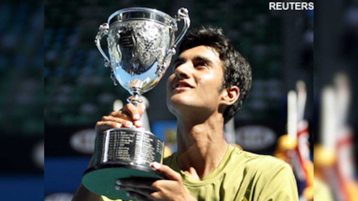 Yuki's mom hopes champ son will now get sponsors