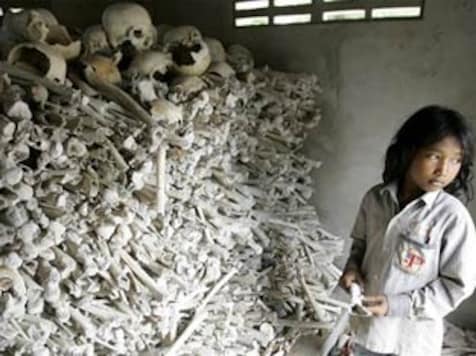 Khmer Rouge defendant expresses 'heartfelt sorrow' 