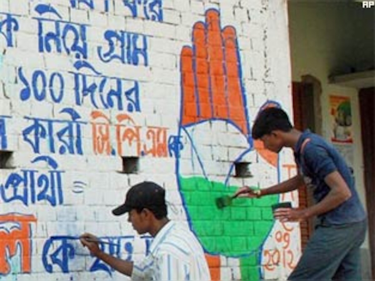 West Bengal in the grip of election slogan war West Bengal in the grip of election slogan war