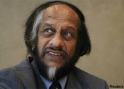 Pachauri won't quit over glacier meltdown blunder Pachauri won't quit over glacier meltdown blunder