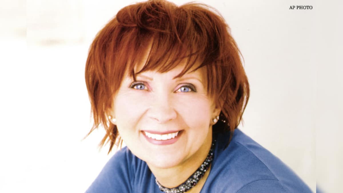 Janet Evanovich gets a new publisher