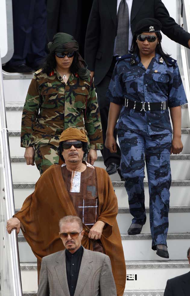 Muammar Gaddafis Famous Female Bodyguards Photogallery