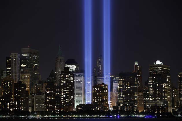The Tribute in Lights illuminates the sky over lower Manhattan on the ninth anniversary of the attack on the World Trade Center in New York, September 11, 2010.