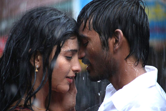 Tamil Review: '3' is neither joyous nor serious - News18