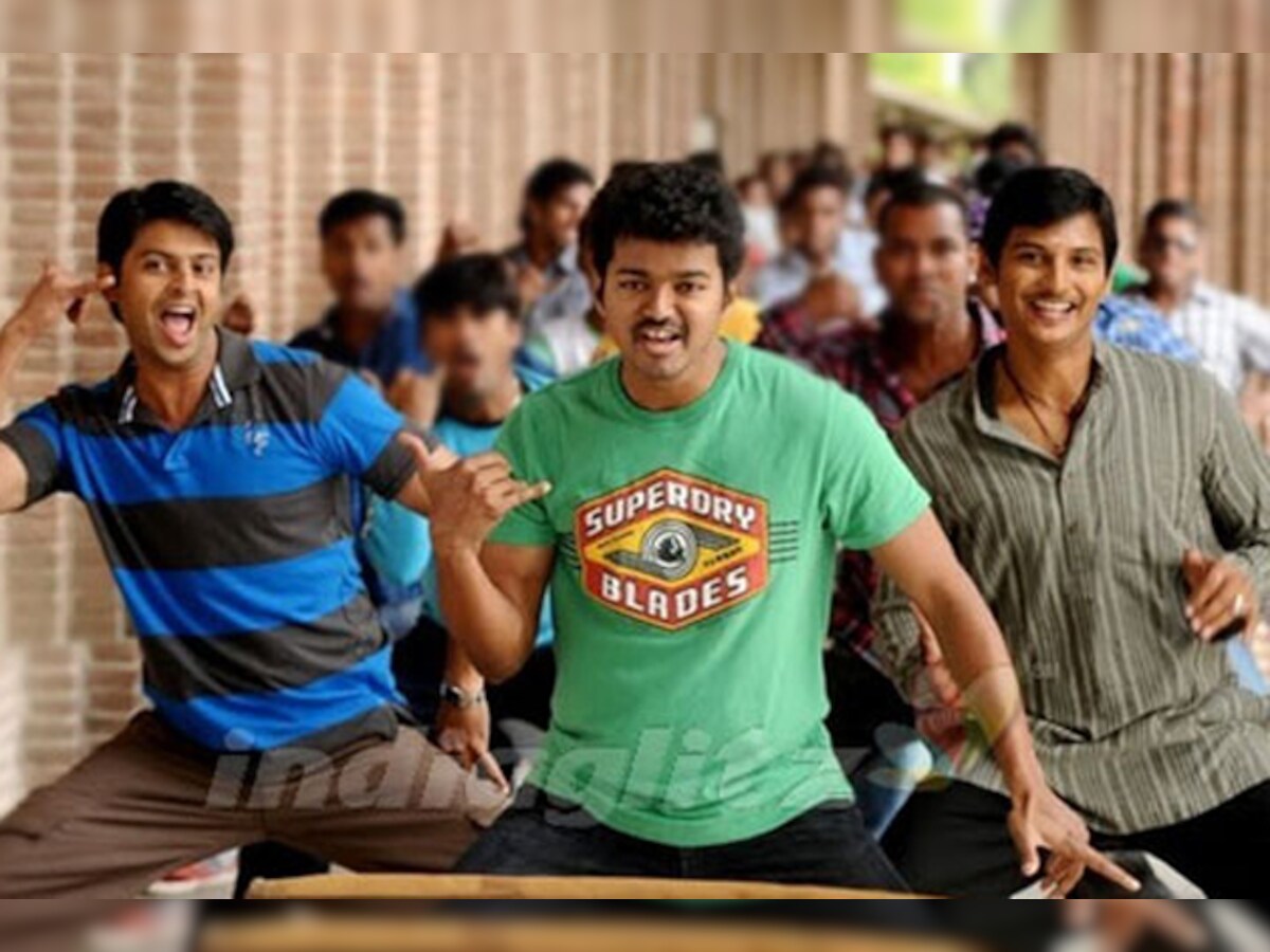 Video Vijay S Look In Tamil Movie Nanban