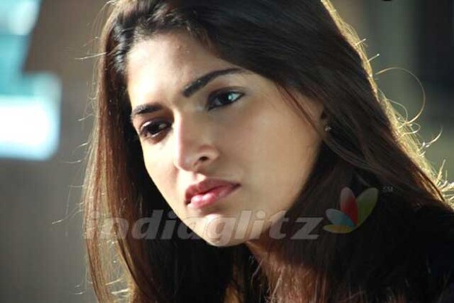 Parvathy Omanakuttan as Jasmine in 'Billa 2'