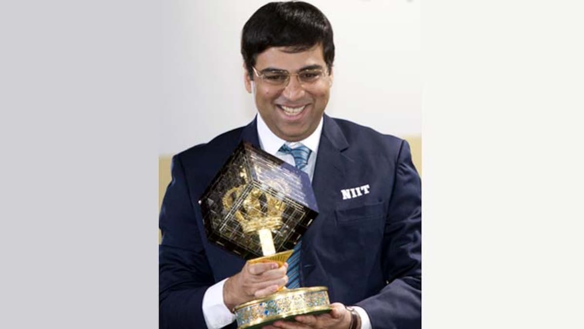 Jaya awards Rs 2 crore to Viswanathan Anand-Sports News , Firstpost