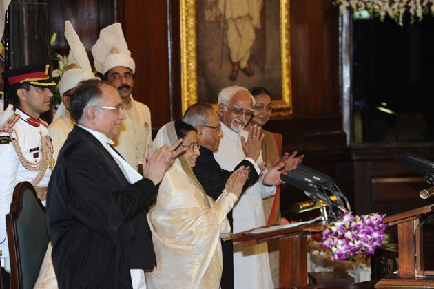 Pranab Mukherjee sworn in as the 13th President of India