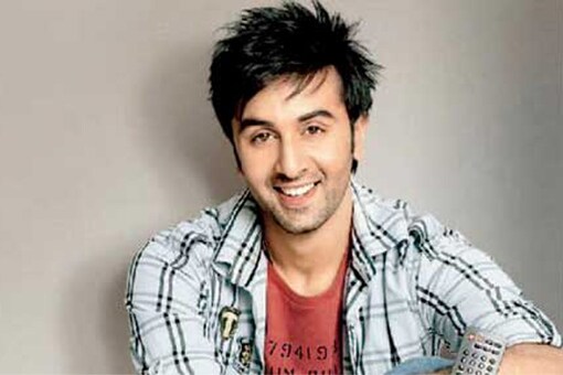 Barfi: Ranbir Kapoor turns singer with 'Fatafati' Barfi: Ranbir Kapoor turns singer with 'Fatafati'