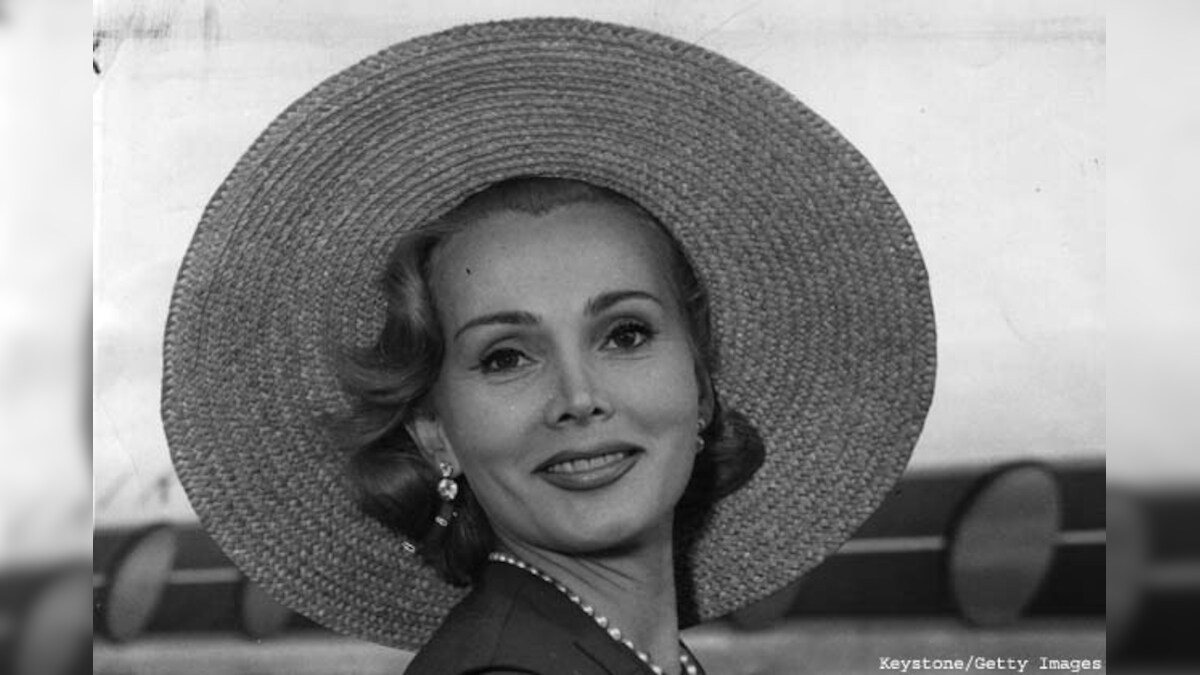Zsa Zsa Gabor Didn T Know About Her Amputated Leg