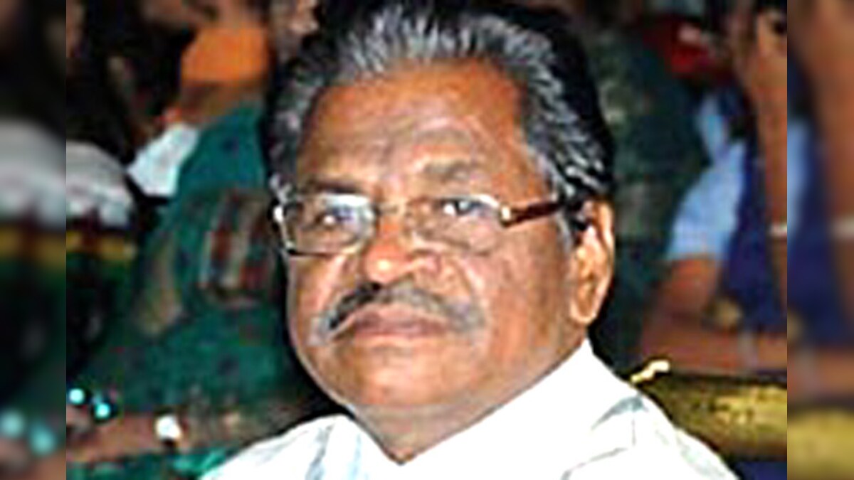 Chakri's father passes away - News18