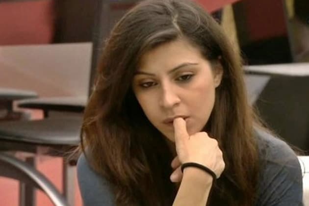 Bigg Boss 6 Karishma to re-enter the house today