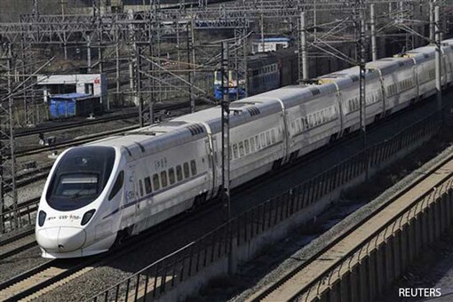 China decides to scrap Railways Ministry