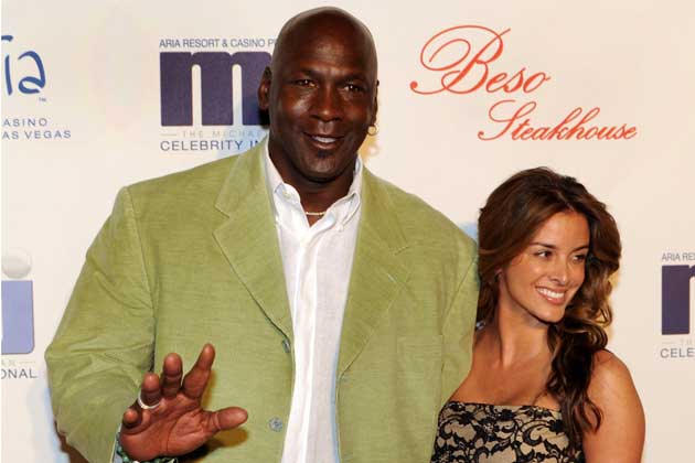 Michael Jordan's Paternity Suit Dropped; He Will Soon Wed Cuban