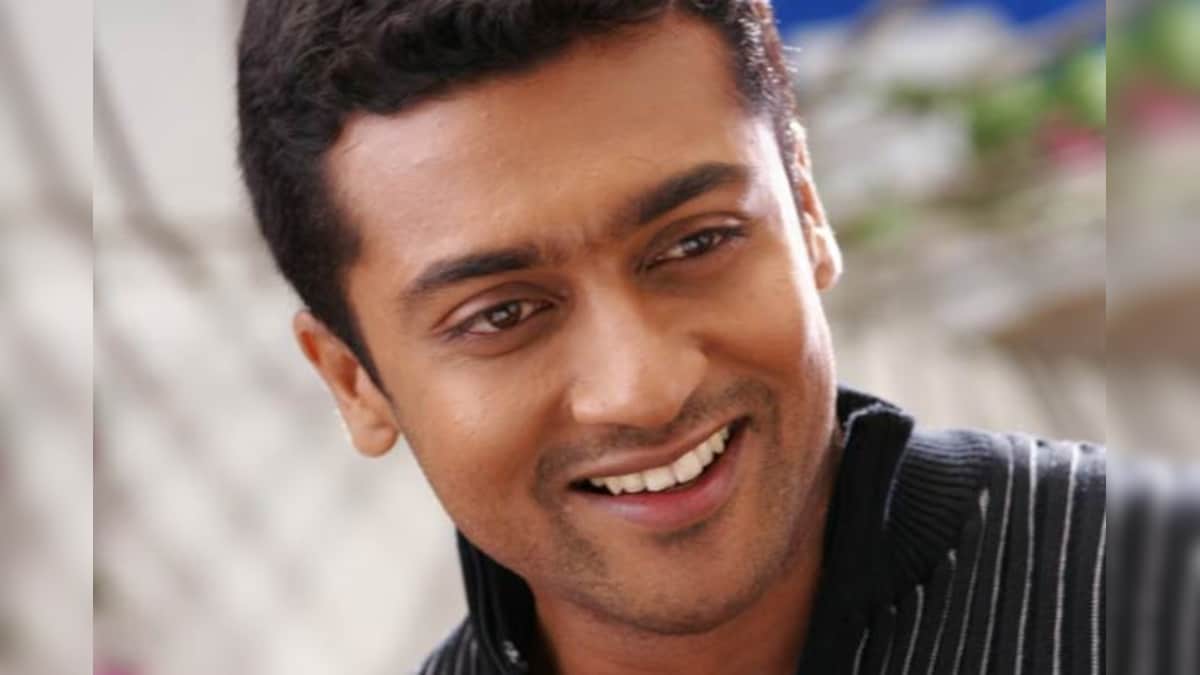 Губурин сурей. Песня сурей. Индийский актёр сурья шивакумар. Индийский актёр сурья шивакумар. Шелдон сурей хоккеист.