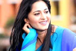 Profile: Will Anushka Shetty enthrall her fans in 'Rudrama Devi'? - News18