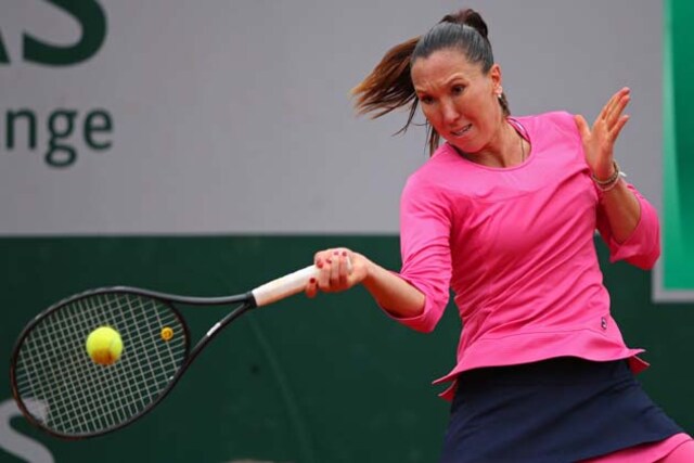 Former No. 1 Jankovic advances at French Open