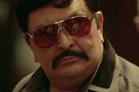 Rishi Kapoor is not playing Dawood in 'D-Day': Nikhil Advani Rishi Kapoor is not playing Dawood in 'D-Day': Nikhil Advani