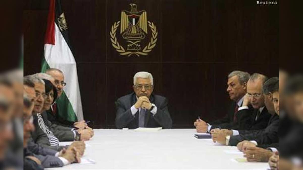 Israel approves prisoner deal to clear way for peace talks with Palestine