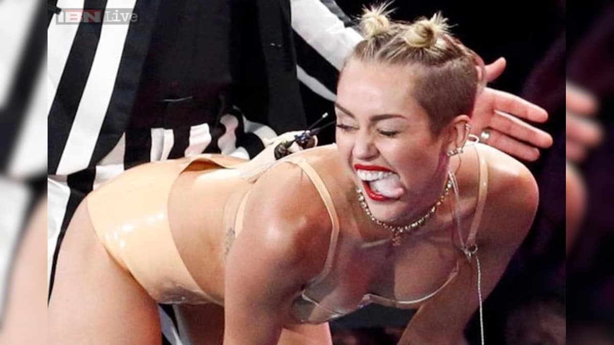 Sex Miley Cyrus Porn - Miley Cyrus offered $1 million to direct a film