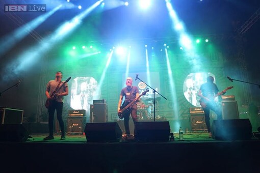 NH7 Weekender: The Dewarists steals the show on day 1