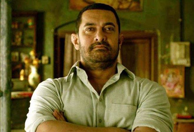 Aamir Khan Hosts Special Sceening Of Dangal Shabana Azmis Verdict On  Dangal Is Out  Filmibeat